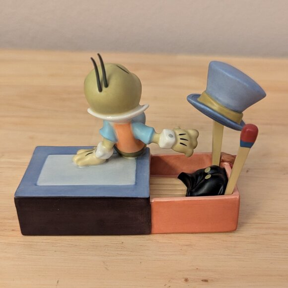 Rare WDCC Jiminy Cricket "Let Your Conscience Be Your Guide" from Pinocchio - Picture 5 of 12